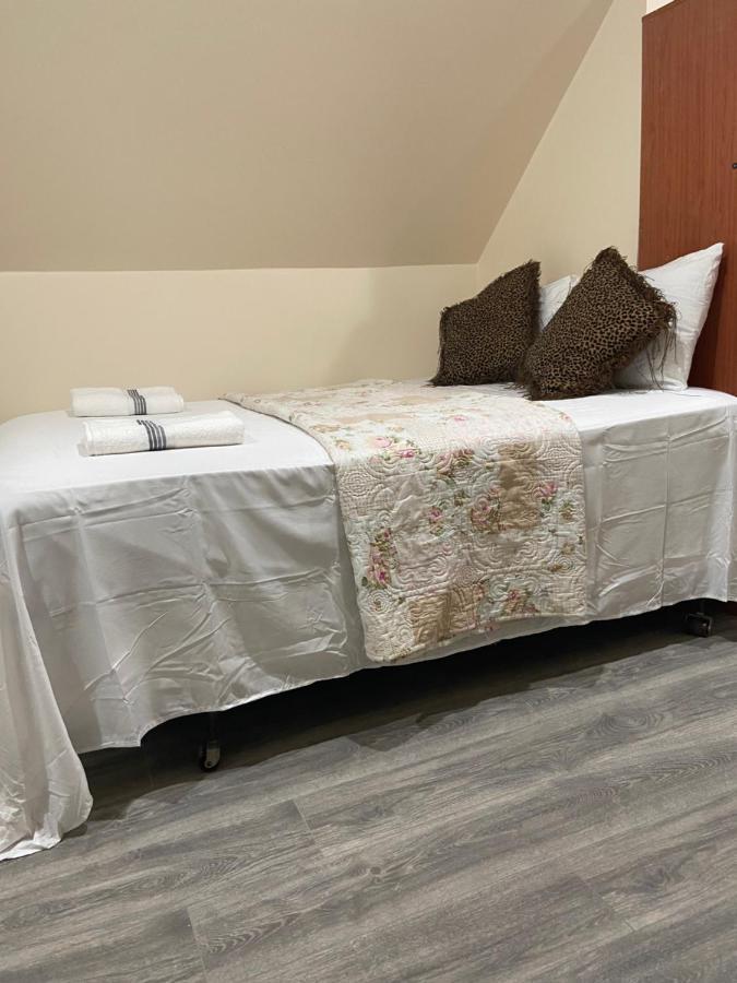 A Comfortable Room Nova Iorque Exterior foto